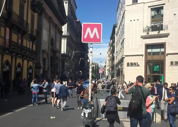 아파트 In Flats *