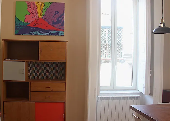 아파트 In Flats *